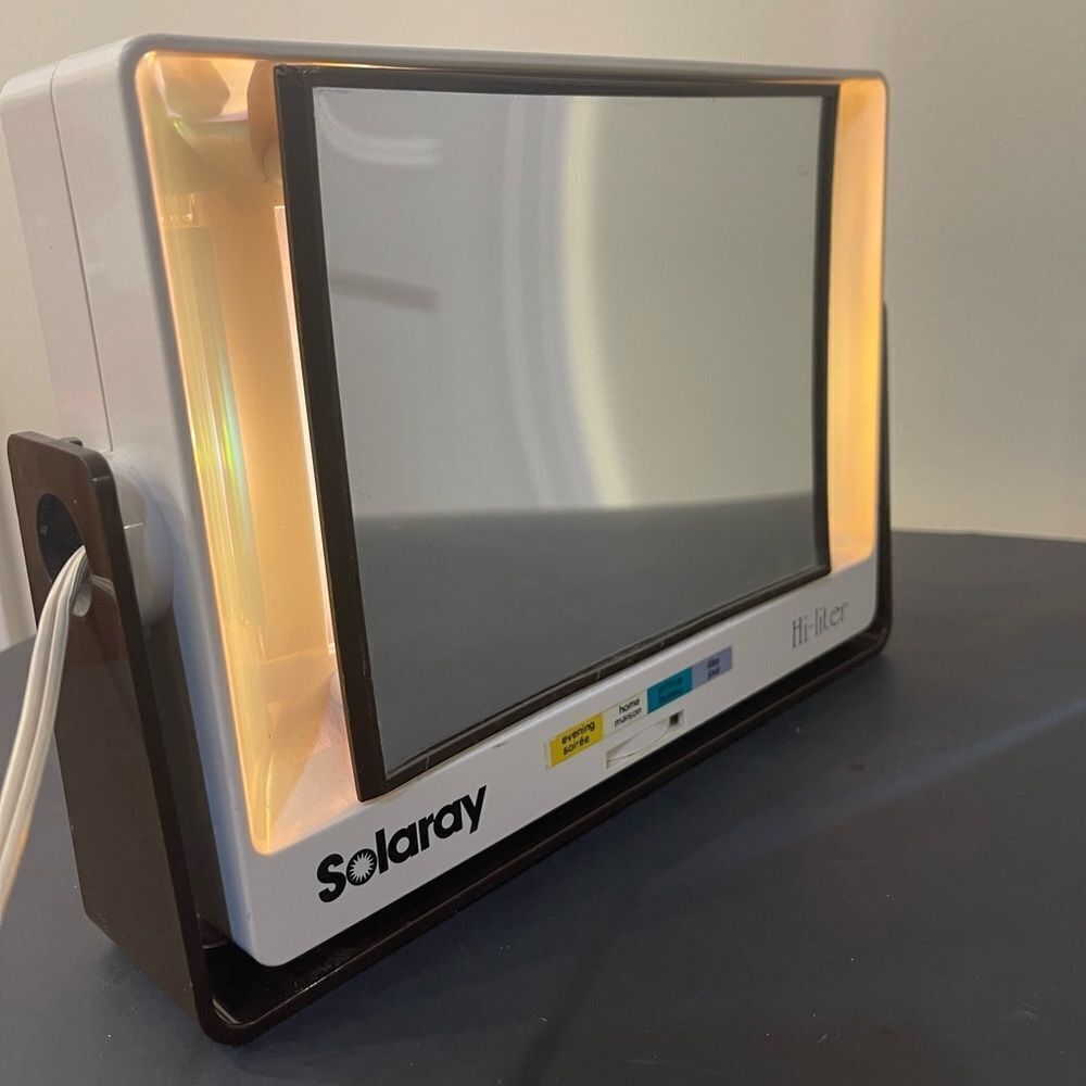 VINTAGE SOLARAY Flip Light Up Vanity Mirror || Vintage vanity mirror || Mirrors